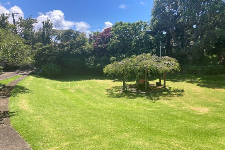 Photo of property in 17 Hutchins Street, Waitara, 4320