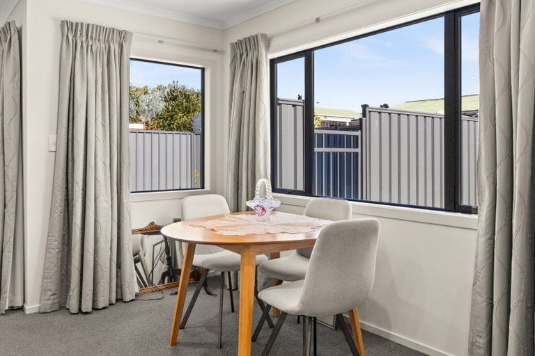 Photo of property in 62a Puketapu Road, Taradale, Napier, 4112