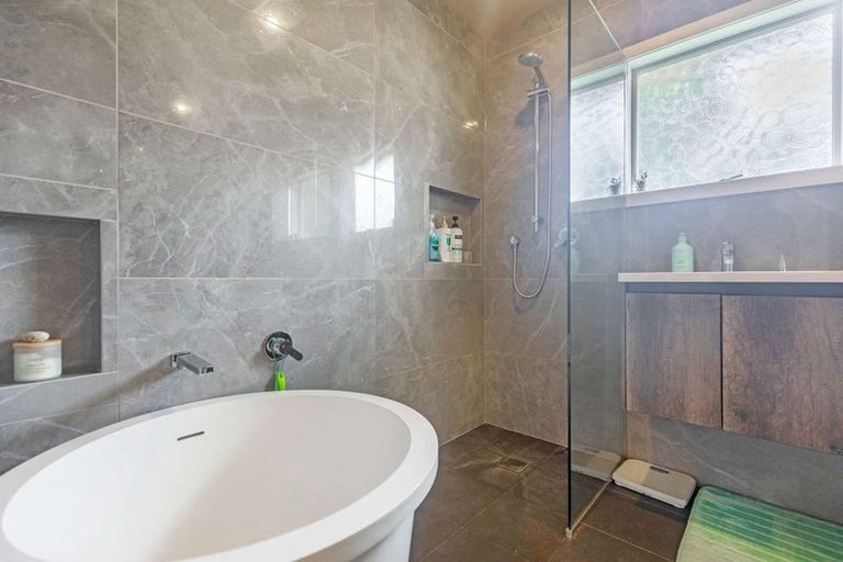 Photo of property in 12 Falkner Park, Taumarunui, 3920