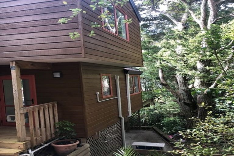 Photo of property in 3/51 Archers Road, Hillcrest, Auckland, 0629