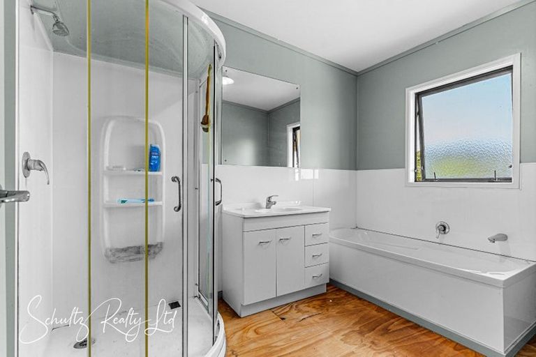 Photo of property in 32 Nikau Lane, Maungaturoto, 0520