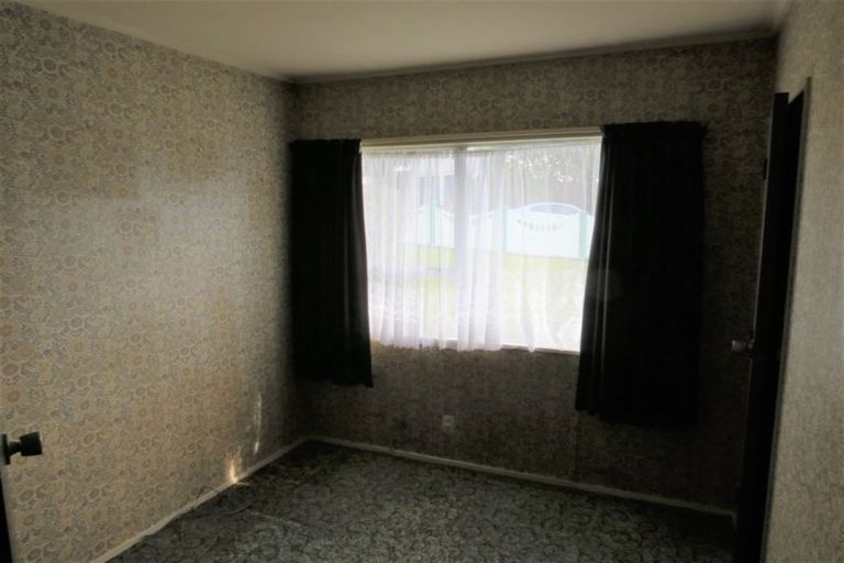 Photo of property in 48 Baylands Drive, Newlands, Wellington, 6037