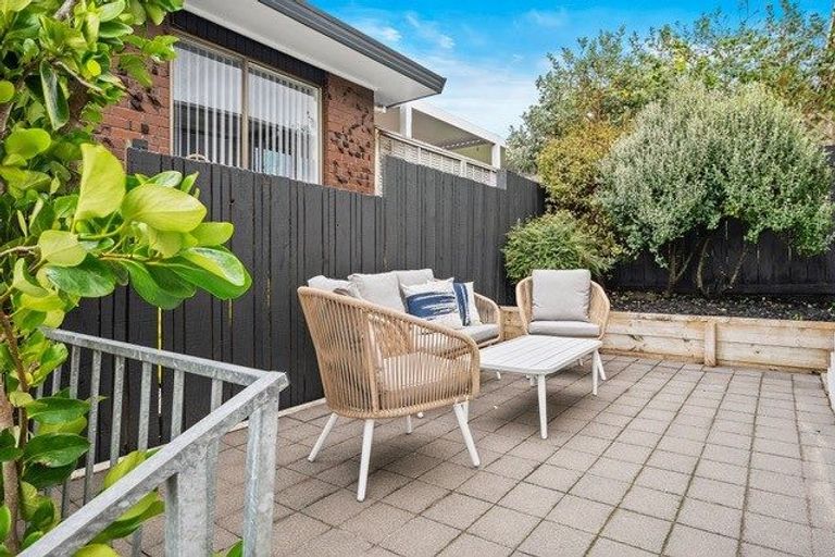 Photo of property in 1/15 Imogene Way, Half Moon Bay, Auckland, 2012