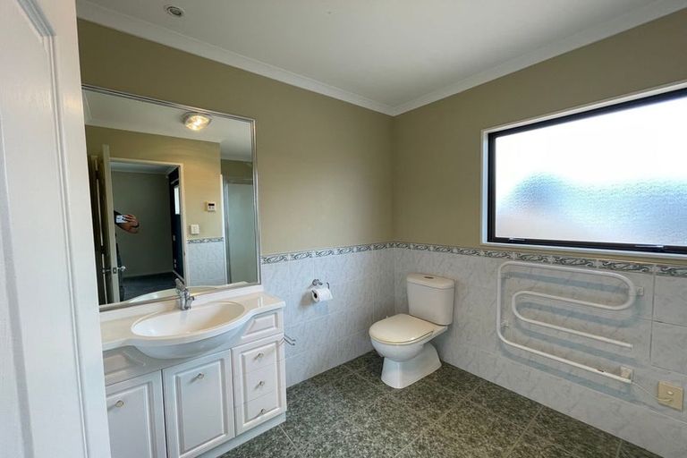 Photo of property in 69 Wayne Francis Drive, Flat Bush, Auckland, 2016