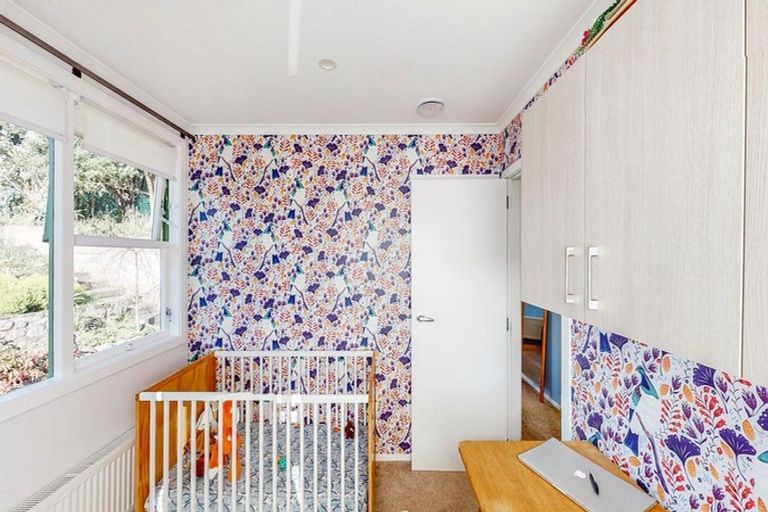 Photo of property in 26 Doris Gordon Crescent, Crofton Downs, Wellington, 6035