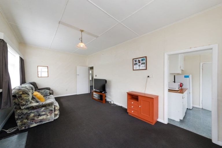 Photo of property in 9 Fagan Street, Bulls, 4818