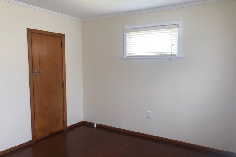 Photo of property in 17 Kingswood Road, Brookfield, Tauranga, 3110