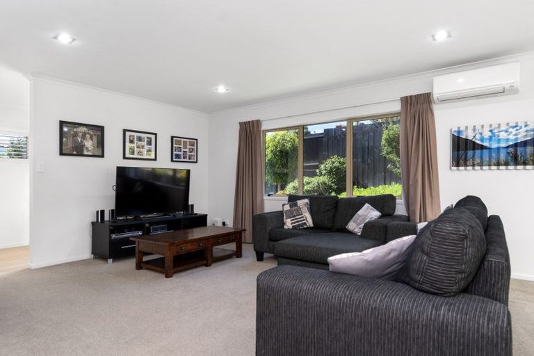 Photo of property in 45 Ballintoy Park Drive, Welcome Bay, Tauranga, 3175