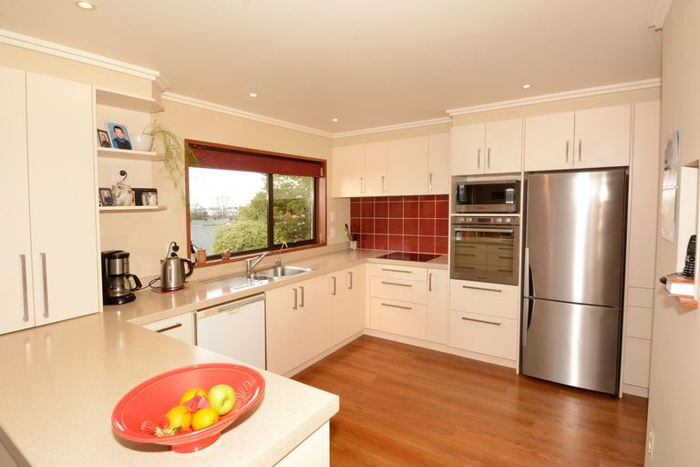 Photo of property in 10 Crosby Street, Mornington, Dunedin, 9011