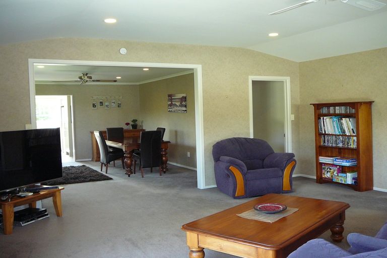 Photo of property in 128 Hazlett Street, Clyde, 9330