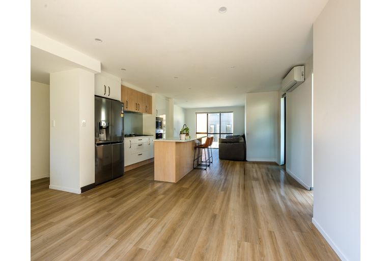 Photo of property in 34 Seafarer Crescent, Stanmore Bay, Whangaparaoa, 0932