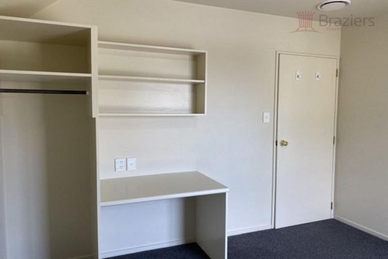 Photo of property in 120d Elizabeth Street, Riccarton, Christchurch, 8041