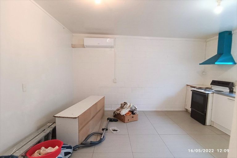 Photo of property in 24 Ireland Road, Mount Wellington, Auckland, 1060