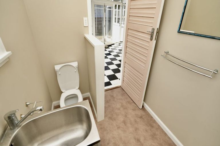 Photo of property in 174 Maxwells Line, Awapuni, Palmerston North, 4412