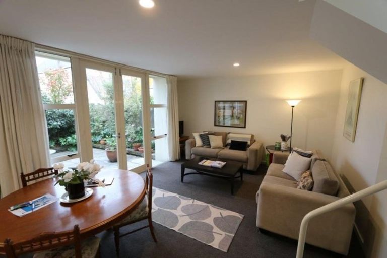 Photo of property in 2/16 Exeter Street, Merivale, Christchurch, 8014