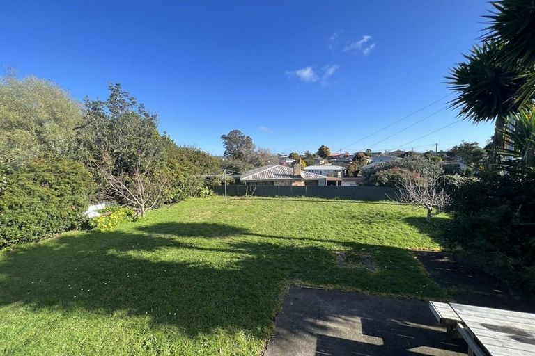 Photo of property in 37 Beaumonts Way, Manurewa, Auckland, 2102