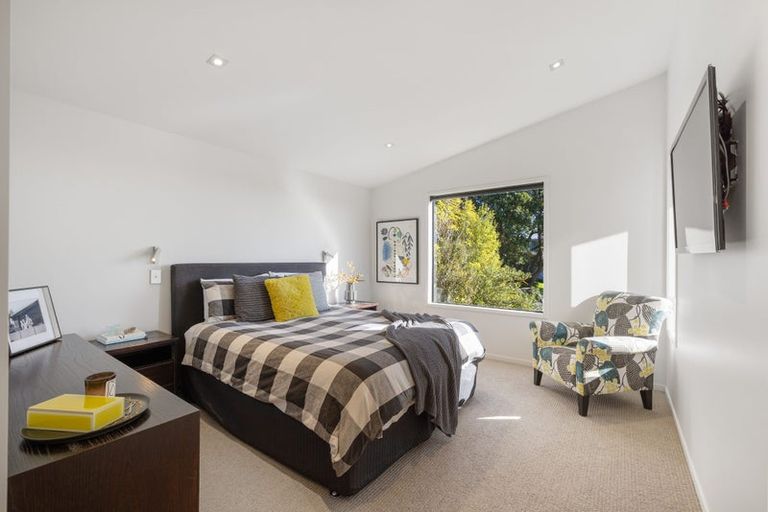 Photo of property in 272 Cannon Hill Crescent, Mount Pleasant, Christchurch, 8081