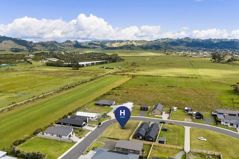 Photo of property in 52 Reel Road, Waihi Beach, 3611