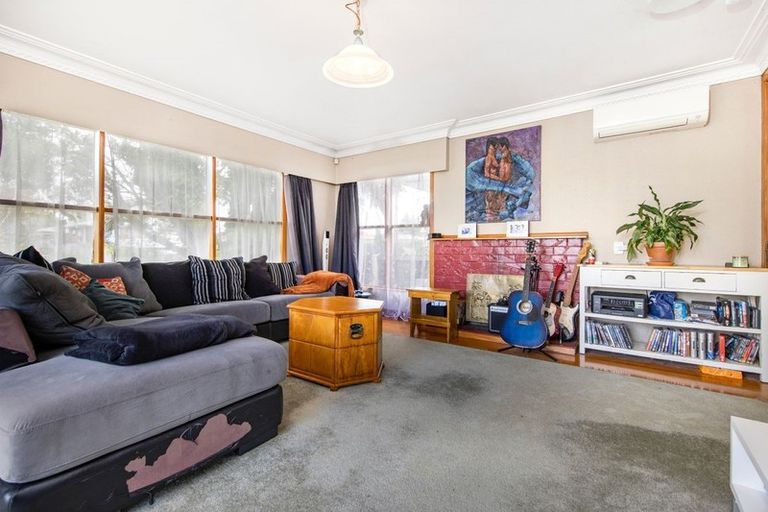 Photo of property in 37 Mckean Avenue, Manurewa, Auckland, 2102