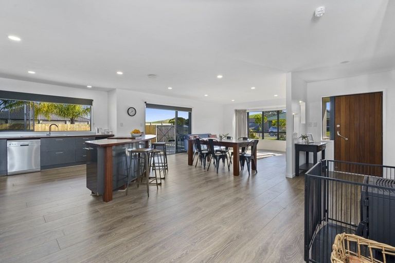 Photo of property in 5 Halyard Loop, Haruru, 0204