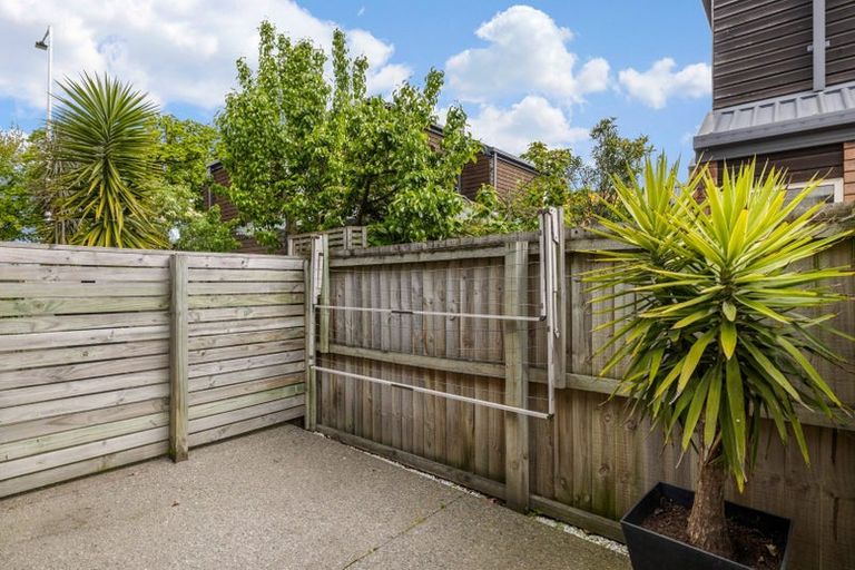 Photo of property in 2/245 Bealey Avenue, Christchurch Central, Christchurch, 8013
