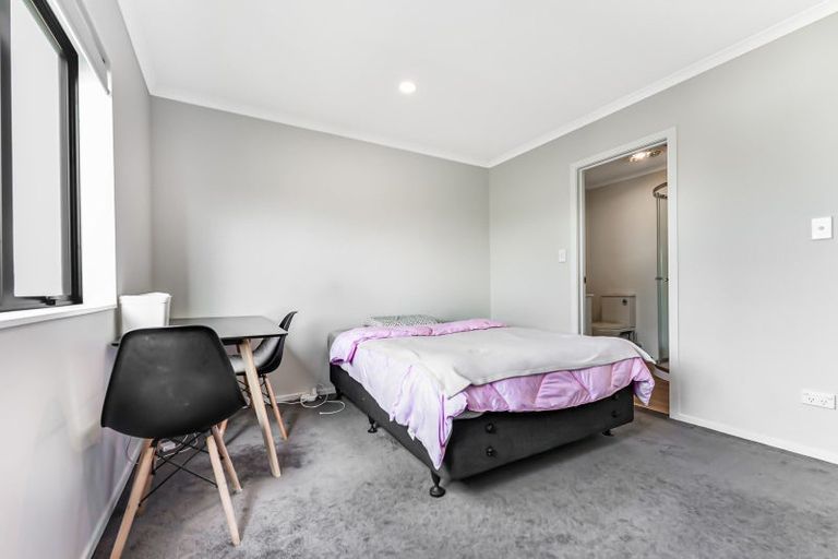 Photo of property in 2/90 Carrington Avenue, Silverdale, Hamilton, 3216