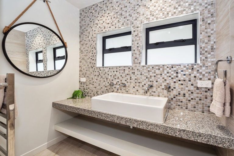 Photo of property in 157 Marine Parade, Mount Maunganui, 3116