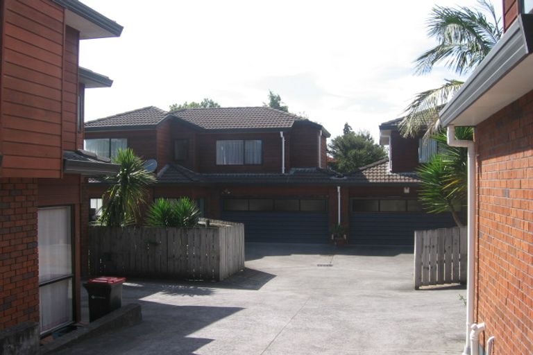 Photo of property in 22a Puriri Avenue, Greenlane, Auckland, 1051