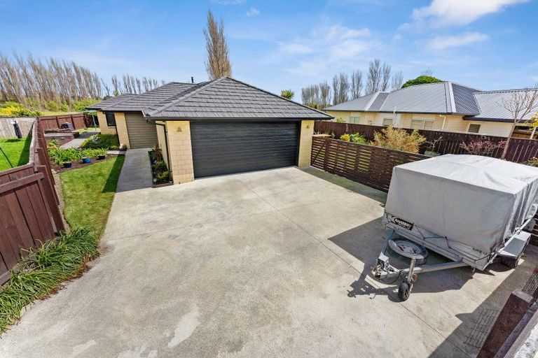 Photo of property in 8 Moy Place, Otaki, 5512