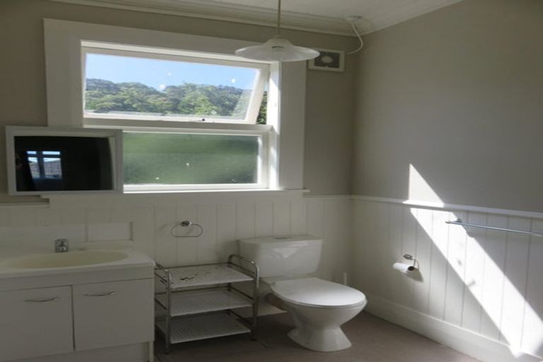 Photo of property in 68 Royal Terrace, Dunedin Central, Dunedin, 9016