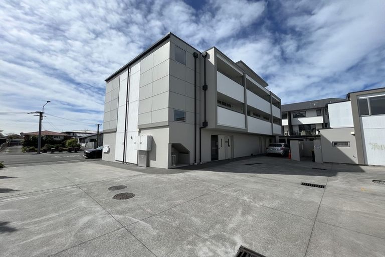 Photo of property in 4/376 Worcester Street, Linwood, Christchurch, 8011