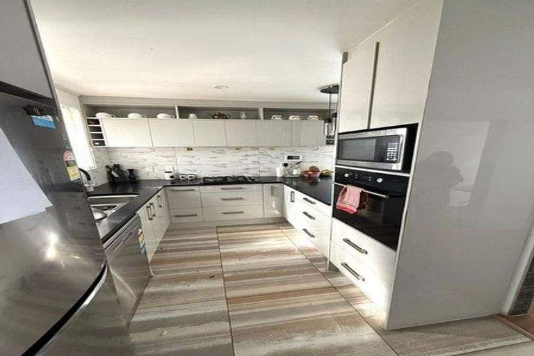 Photo of property in 11 Harania Avenue, Favona, Auckland, 2024