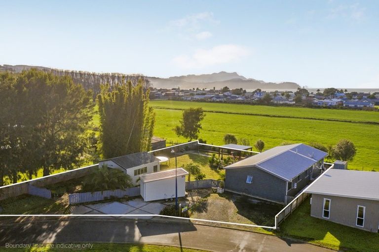 Photo of property in 12 Carina Way, Whitianga, 3510