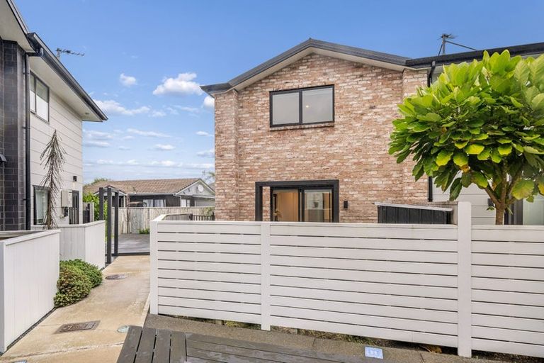 Photo of property in 4/123 Cambridge Terrace, Fairfield, Lower Hutt, 5011