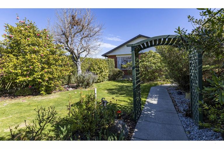 Photo of property in 54a Avenue Road, West End, Timaru, 7910