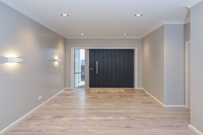 Photo of property in 169 Kimihia Road, Huntly, 3771