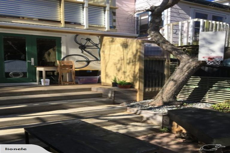 Photo of property in 152 Hanson Street, Newtown, Wellington, 6021