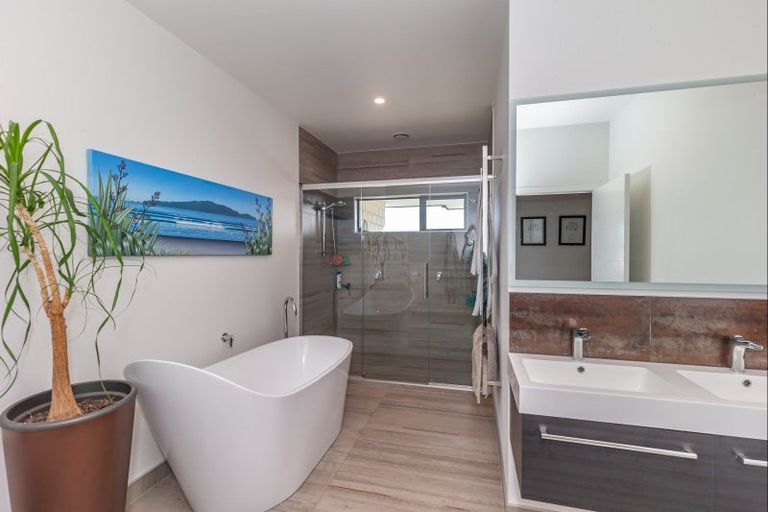 Photo of property in 947 Koputaroa Road, Koputaroa, Levin, 5575