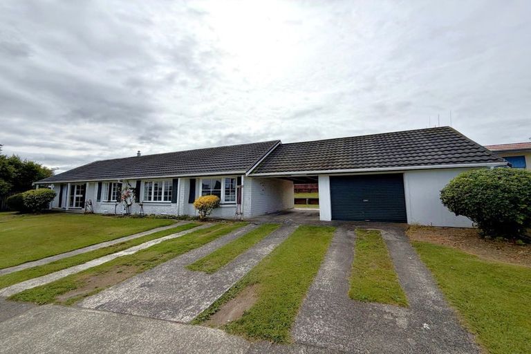 Photo of property in 1 Waimea Place, Tokoroa, 3420