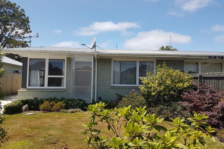 Photo of property in 54 Cleveland Street, Edgeware, Christchurch, 8013