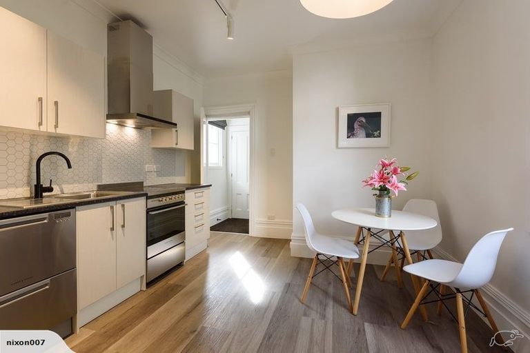 Photo of property in 274 The Terrace, Te Aro, Wellington, 6011