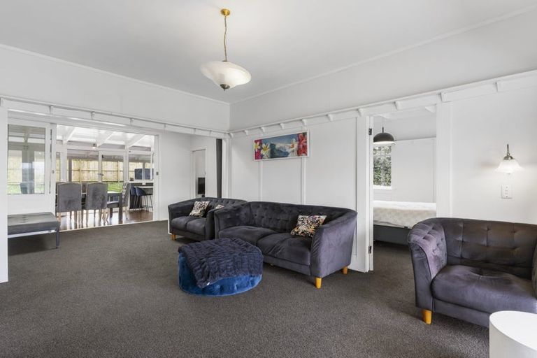 Photo of property in 18 Penton Road, Stanmore Bay, Whangaparaoa, 0932