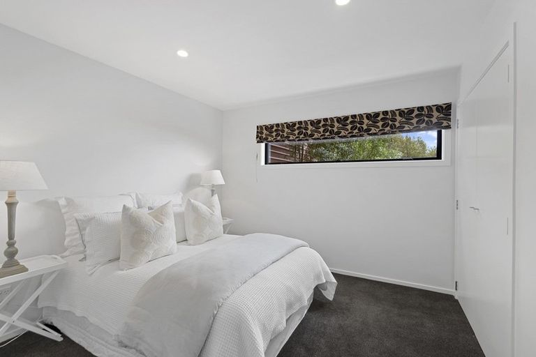 Photo of property in 6 Craigieburn Lane, Mount Pleasant, Christchurch, 8081