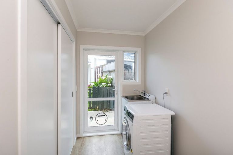 Photo of property in 5 Richard Street, Titahi Bay, Porirua, 5022