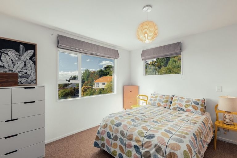 Photo of property in 16 Osmond Lane, Mount Pleasant, Christchurch, 8081