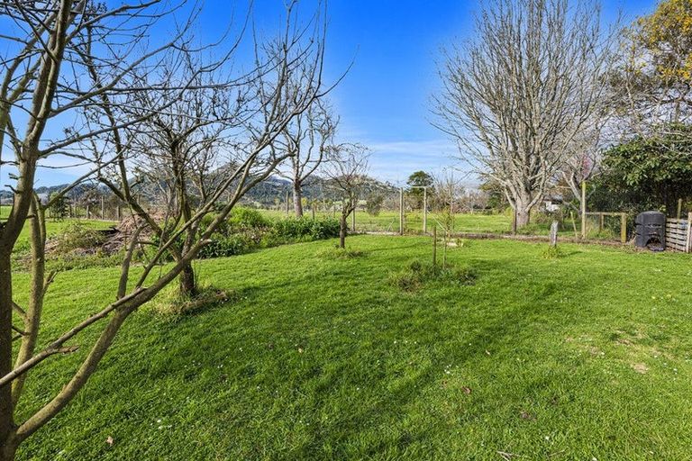 Photo of property in 44 Waipapa Road, Matarau, Whangarei, 0176