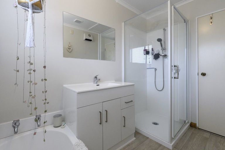 Photo of property in 16b Riverlea Drive, Katikati, 3129