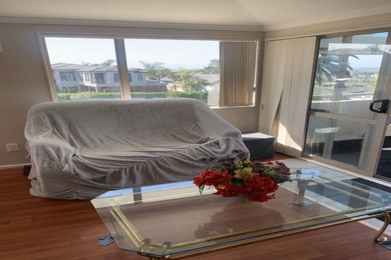 Photo of property in 26 San Bernadino Drive, Henderson, Auckland, 0612