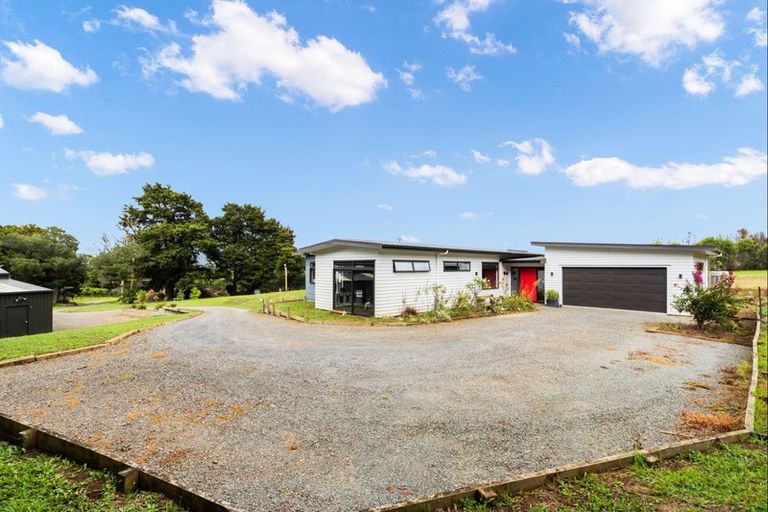 Photo of property in 17 Woodward Road, Maungatapere, Whangarei, 0179