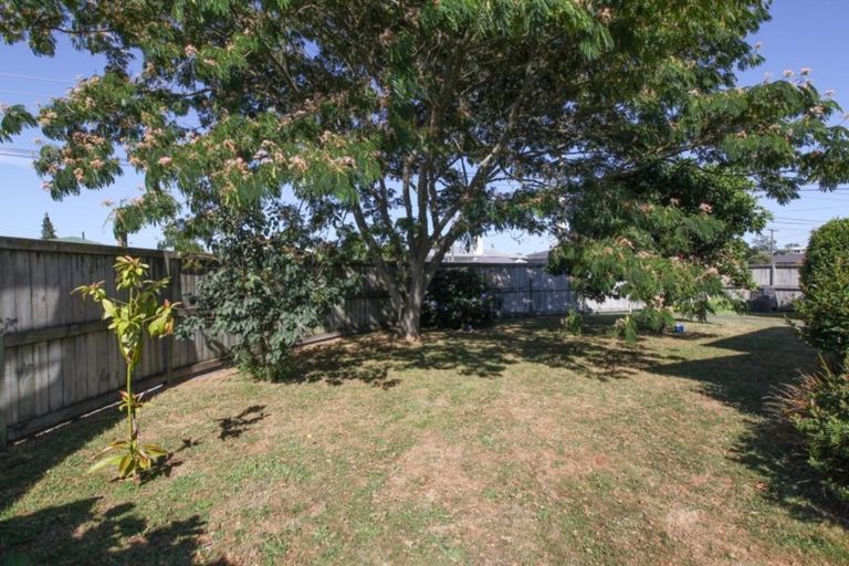 Photo of property in 106 Mount View Road, Melville, Hamilton, 3206